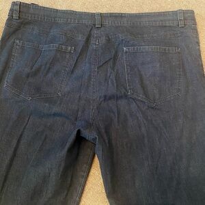 Blue Relaxed Fit Jeans with Classic Denim Look